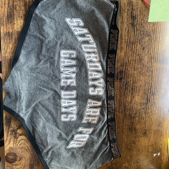 Pink panties - Picture 3 of 4